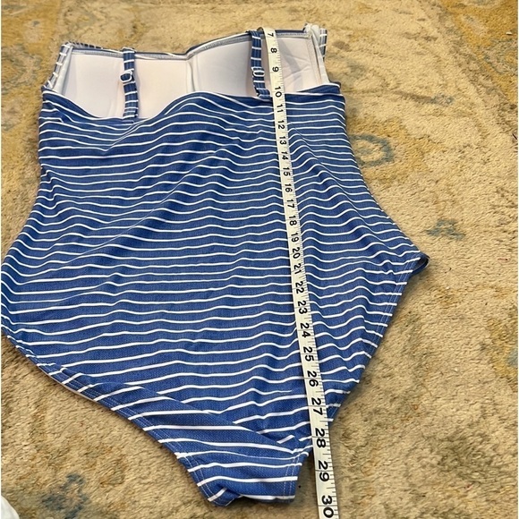 Nip Tuck,Twist Front Multifit One Piece Sorrento Stripe, Sky Blue/ Crisp White,L - Picture 10 of 11
